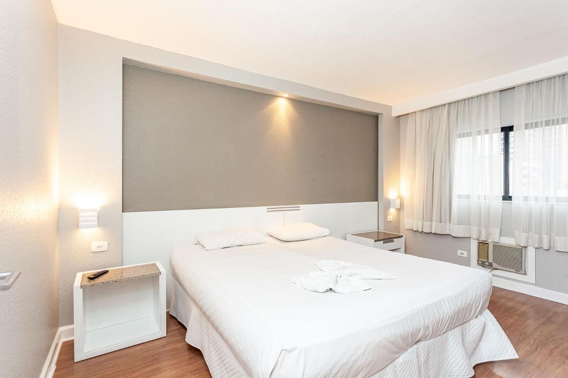 Apto-Flat Excelente Localizacao Centro-Batel - Somente Familiares Curitiba Esterno foto